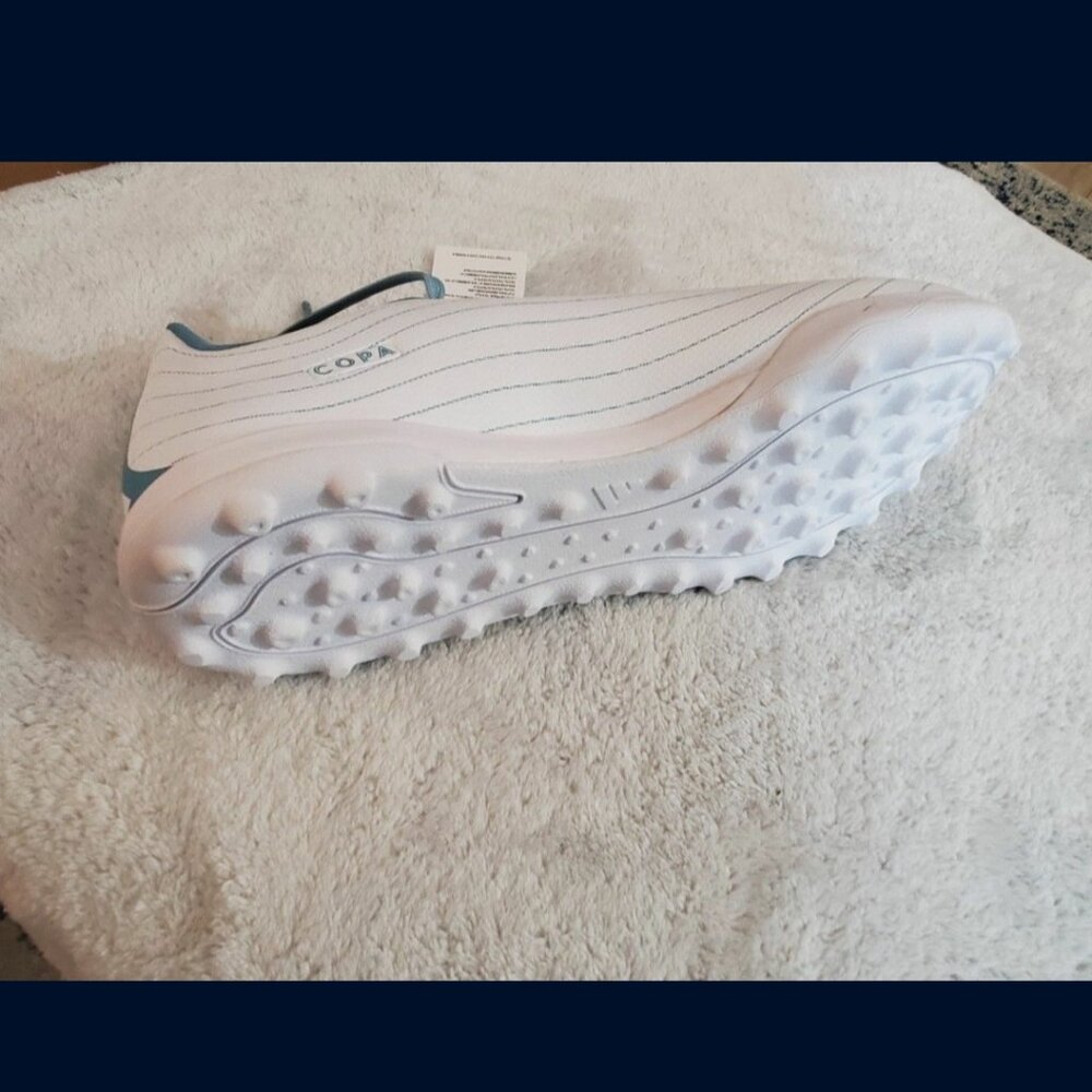 Nike women's soccer shoes